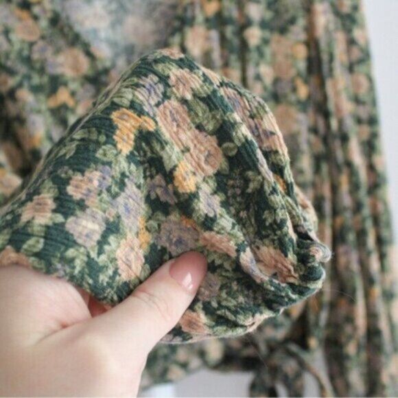 American Eagle Cropped Long Sleeve Floral Wrap Top with Tie Extra Small - Picture 4 of 6